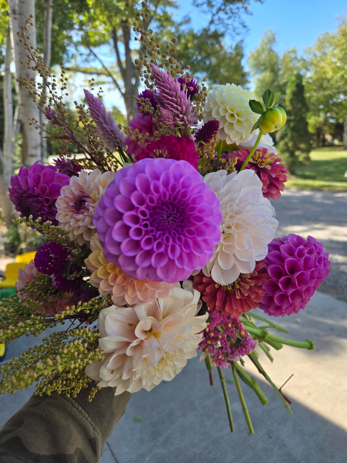 Once a Month Flowers, Farm Pick-up